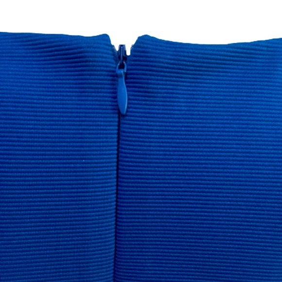 Blue Signature Size M Collection Dress - Picture 6 of 12